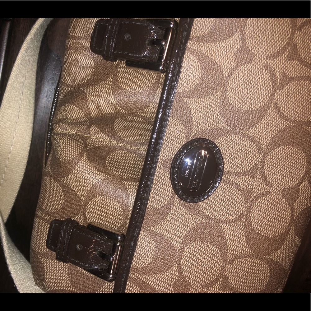 Coach Crossbody - Picture 4 of 7
